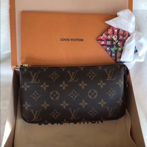 ❤️Brand New Louis Vuitton pochette accessories